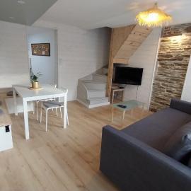 Le Scailleteux, petite maison de mineur, climatisée non accessible PMR, hotel a Fumay