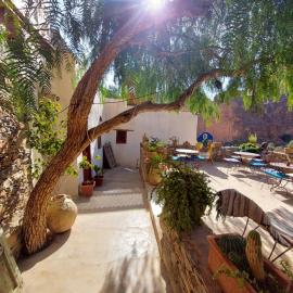 Tigmi Bulbul, hotel a Id AÃ¯ssa