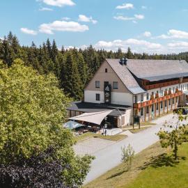 Waldhotel Vogtland, hotell i Klingenthal