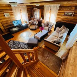 Sirgova puhkemaja koos suitsusaunaga, hotell sihtkohas Kuige