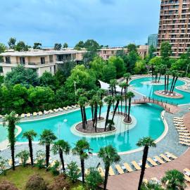 Dream Premium Apartments in Oasis, hotel di Chakvi