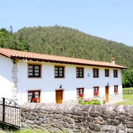 Casa con Jardín y Barbacoa en Llanes – Molinin