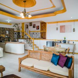 Danao RM House، فندق في Danao City