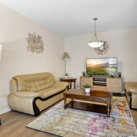 Charming 2BR2BA Home Near Downtown LA And Walkable Amenities, hotel u gradu Monterej Park