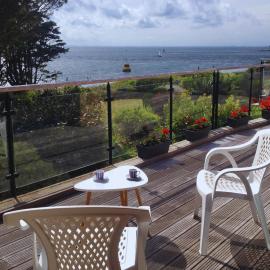 Vacances au plus proche de la Petite Mer, hotelli kohteessa Arzon