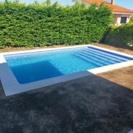Chalet independiente zona Coruxo, Hotel in Oya
