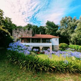 Casa de Travassos, hotel din Luzim