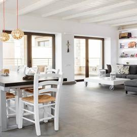 Contemporary Maisonette with Sea View Roof Terrace: Hersonissos'ta bir otel