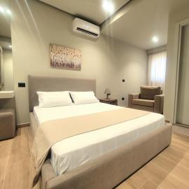 Geer inn 2, hotel a Vlorë