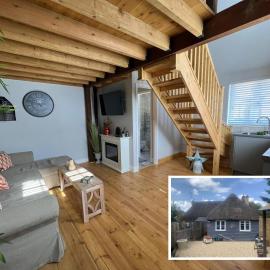 The Shack - Thatched Self Contained Annex