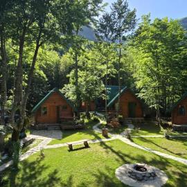Bungalows Prokletije, hôtel à Gusinje
