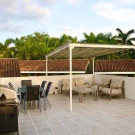 The Nest 2 bedroom1 bath Condo Rooftop patio