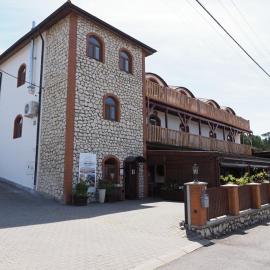 Resort Zajíci ze Zaječí – hotel w mieście Zaječí