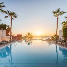 Spirit Hotel Benalmadena Beach, hotel u gradu Benalmadena