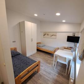 Monteurzimmer - Ferien Wohnungen Leipzig - Sandersdorf-Brehna