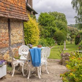 Monk House - Historic Foundation Invites guests