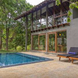 Wild Grass Nature Resort, ξενοδοχείο σε Σιγκιρίγια