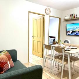 Two- Bedroom New Condo, Free Hi-Speed Wifi