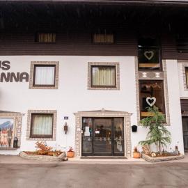 Haus Anna Appartementhaus - Ideal für Skiurlaub, hotel v Bad Kleinkirchheimu