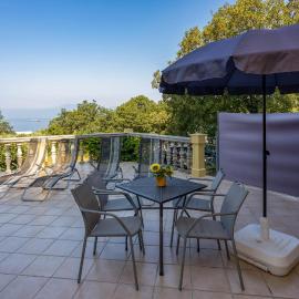 Beautiful Apartment In Kostrena