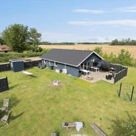 3 Bedroom Cozy Home In Ulfborg, hotel in Ulfborg