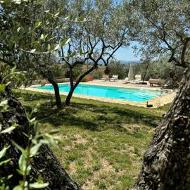 Uliveto Benedetti, hotel Spoletóban