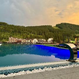 Gold Palace SPA Resort Bukovel, hotel en Bukovel