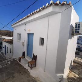 Martinos Apollo Home, khách sạn ở Dhriopís