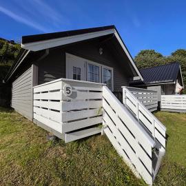 Selje Camping - Hytte Nr 5, hotel Selje városában 