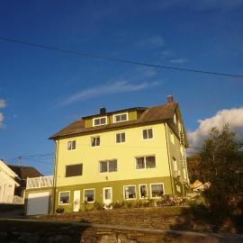 Hardanger Rom & Harmonium "The Green B&B", hotell i Herand