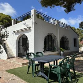 CASA SERRA CERCA DE LAS PLAYAS Y CALAS DE CALPE, khách sạn ở Calpe