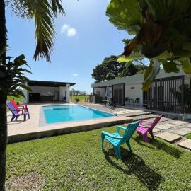 Villa Sandra - Casa de campo, Acacias- Guamal, hotel a Guamal