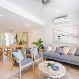 Noosa Parade Townhouse w/ Terrace by Stay Noosa