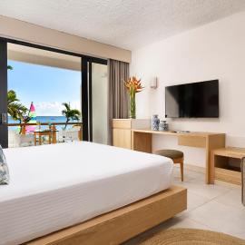 Coral Azur Beach Resort Mont Choisy, hotel in Mont Choisy