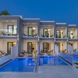 Tota Suites, hotel a Afantou
