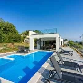 Villa Nono Spinovci, hotell i Karojba