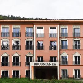 Kúpele Brusno - Kúpeľný dom BRUSNIANKA – hotel w mieście Brusno