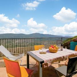 Lovely Home In Privas With Sauna โรงแรมในพริวาส