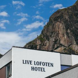 Live Lofoten Hotel, хотел в Стамсунд