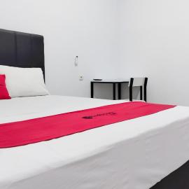 RedDoorz Near Universitas Siliwangi 2、Padayunganのホテル