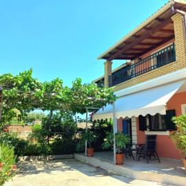 Stefanos Apartment