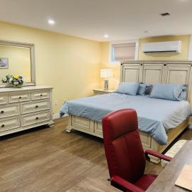Luxurious Basement Retreat, hotel di Charlottetown