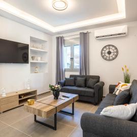 Filiatra Charming Urban Escape Your Cozy Retreat, hotel en Filiatra