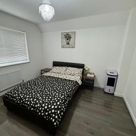 Home way from home, hotel in Sittingbourne
