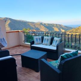 Holiday House Casablanca, hotel di Savoca