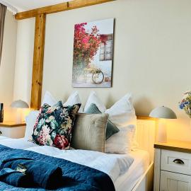 AyCatcherHomes - Nova I Old Town I 2 Guests