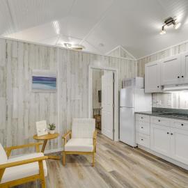 Pet-Friendly Picayune Tiny Home ~ 4 Mi to Downtown, hotel Picayune-ban