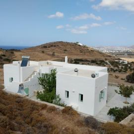 Wuthering Heights Country House, hotel in Agia Irini Paros
