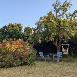 Studio Volta Garden proche du tram, hotel in Tours