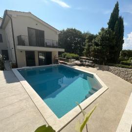 Bella Maris, Hotel in Malinska